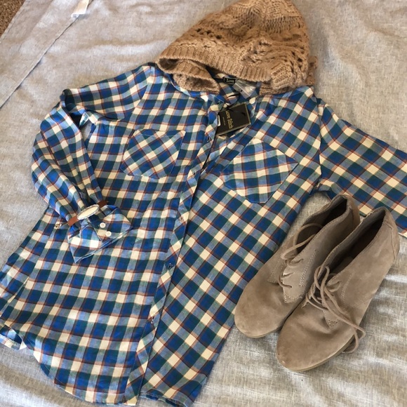 Lightweight flannel with crochet hood - Picture 2 of 5